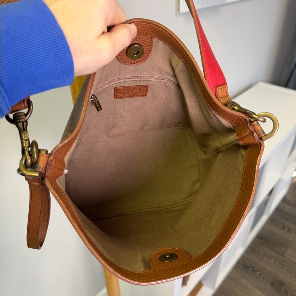 Angela Roi ANGELOU MINI BUCKET BROWN/RED vegan Leather Bag - Picture 8 of 8